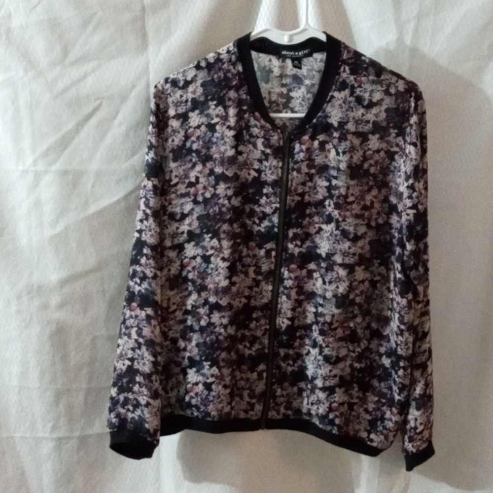 Women's About  A Girl Zip Jacket XL Black Floral Print Preowned